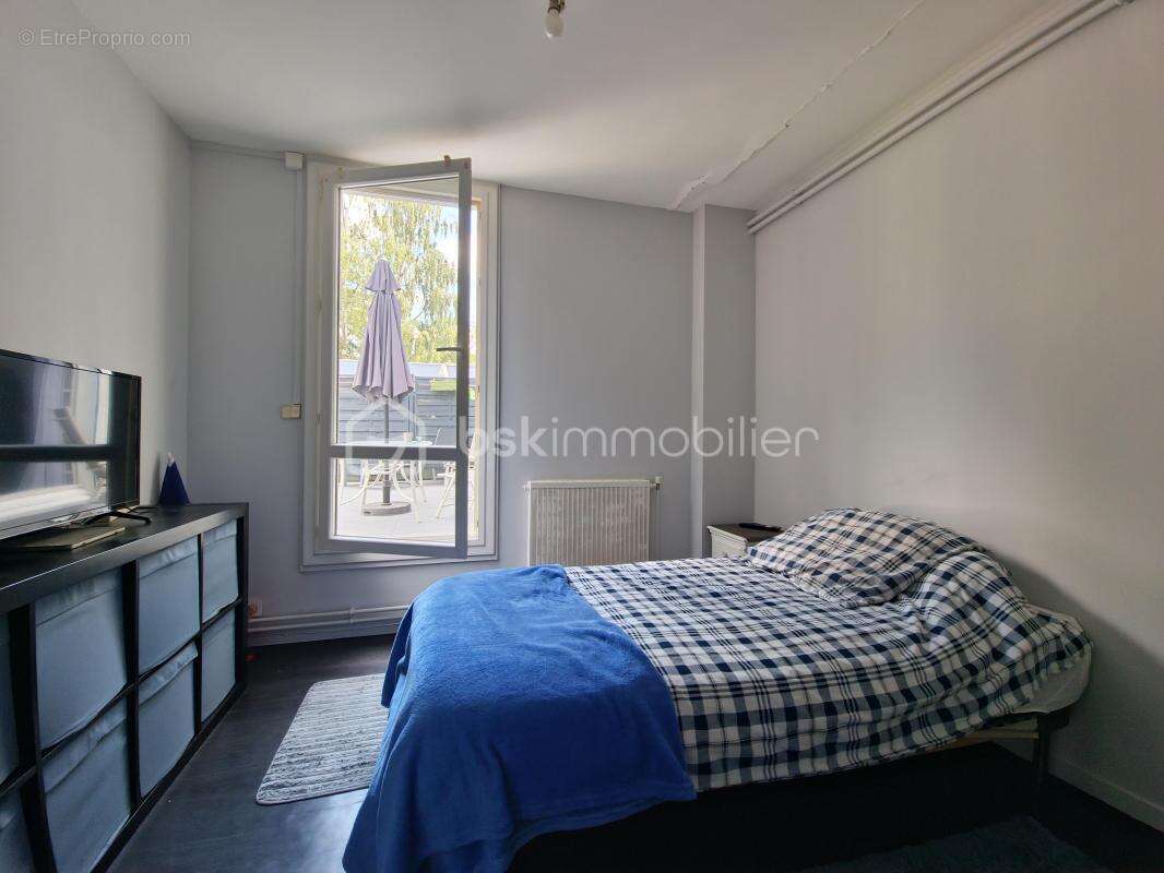 Appartement en rc de 124m² utile avec terrasse de 34m² -vue degagee- 5p lumineux et en parfait etat - photo 15