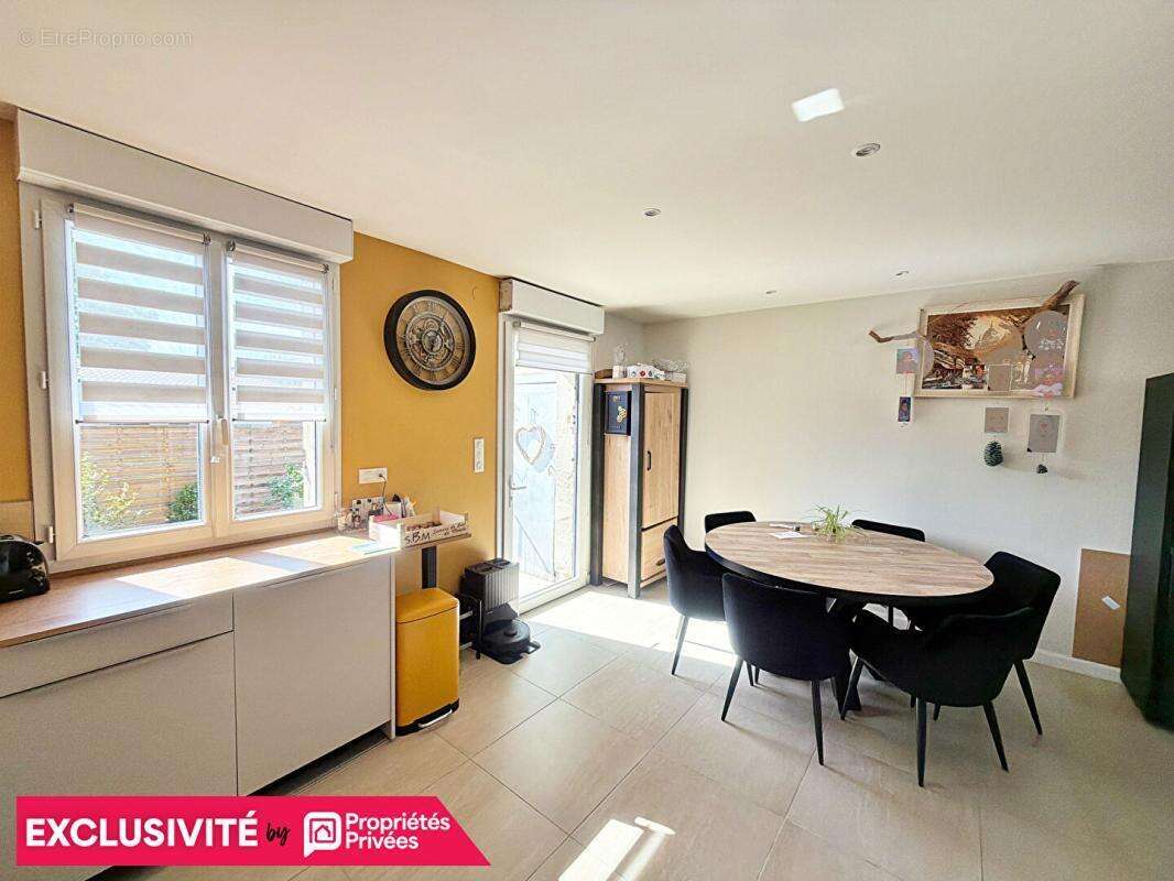 Maison de ville Carbon Blanc 3 pièce(s) 63 m2 avec jardin et cave - photo 2