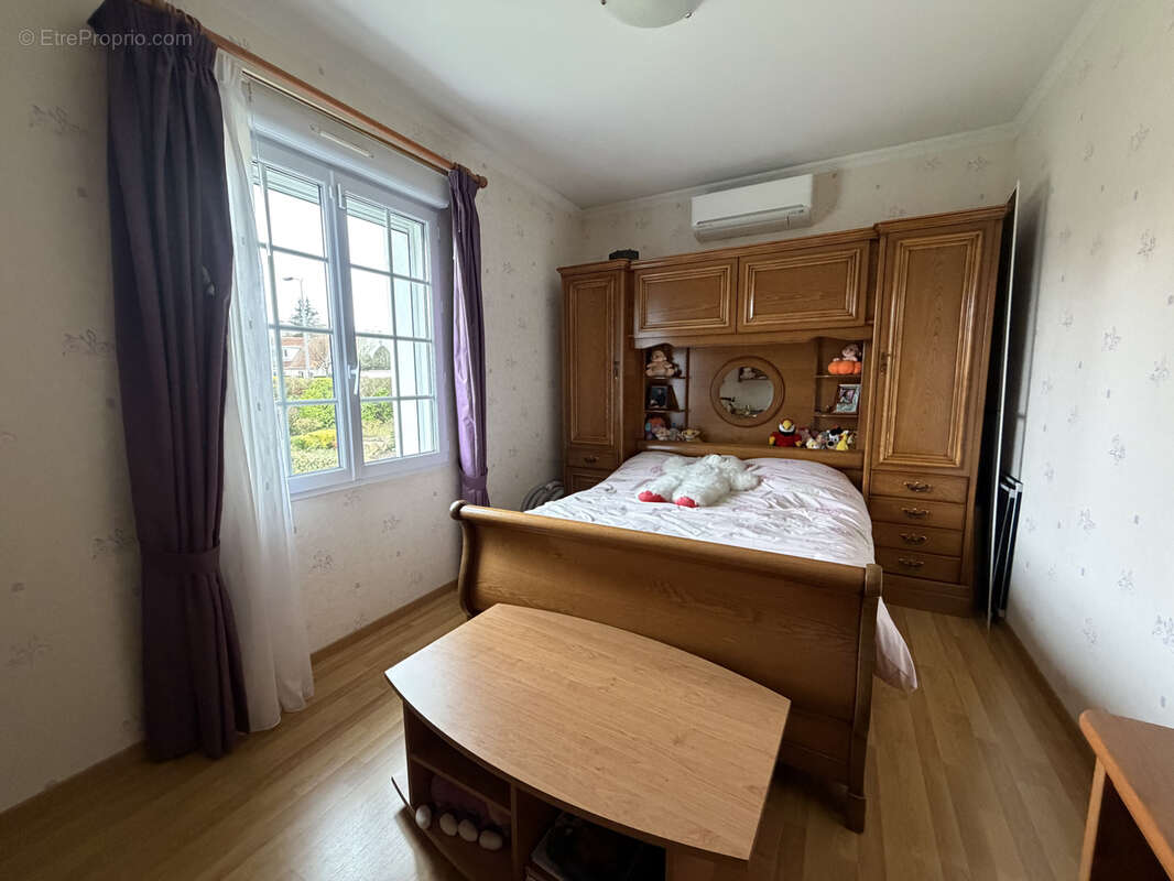 Maison à SAINT-JULIEN-LES-VILLAS