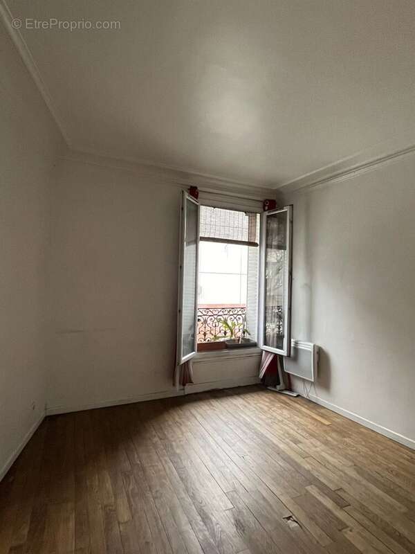 Appartement à PARIS-19E