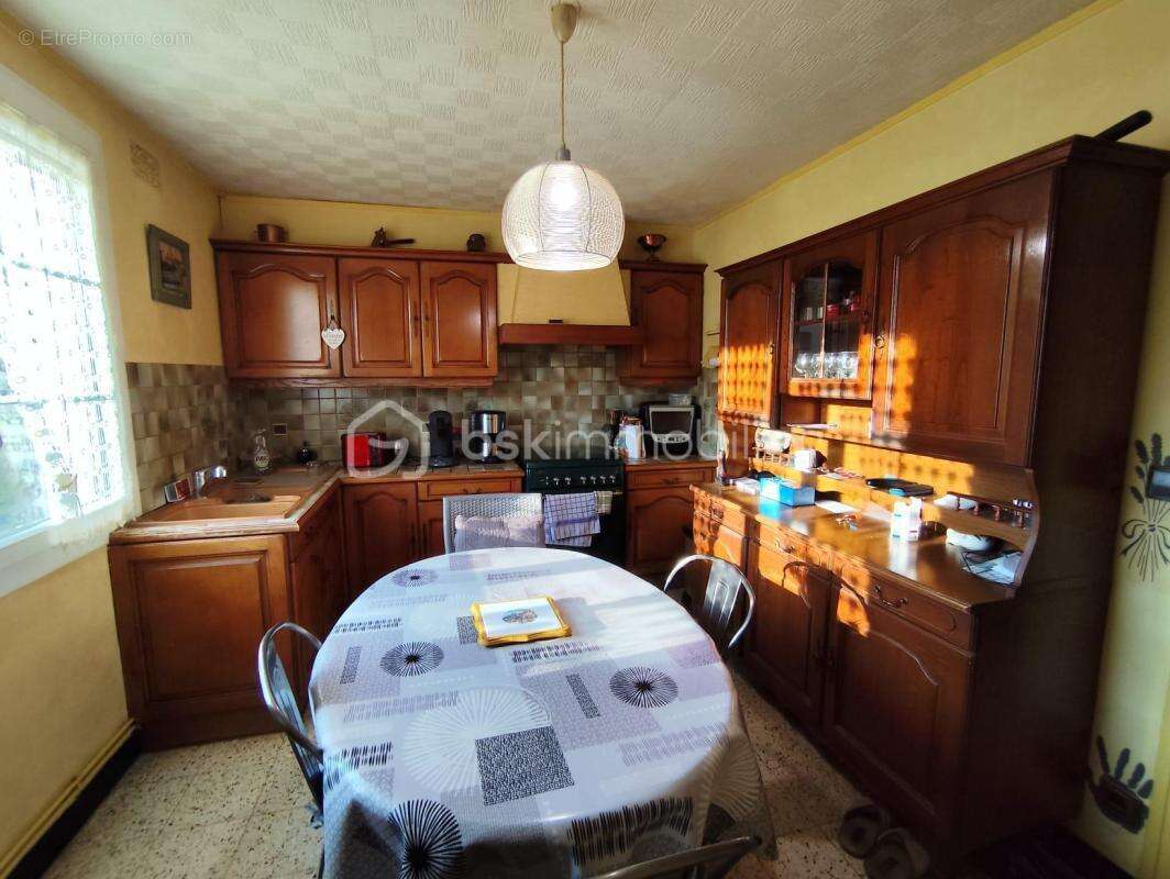 Confortable maison de 115m² habitables, sur 1 hectare de prés et de bois - photo 4