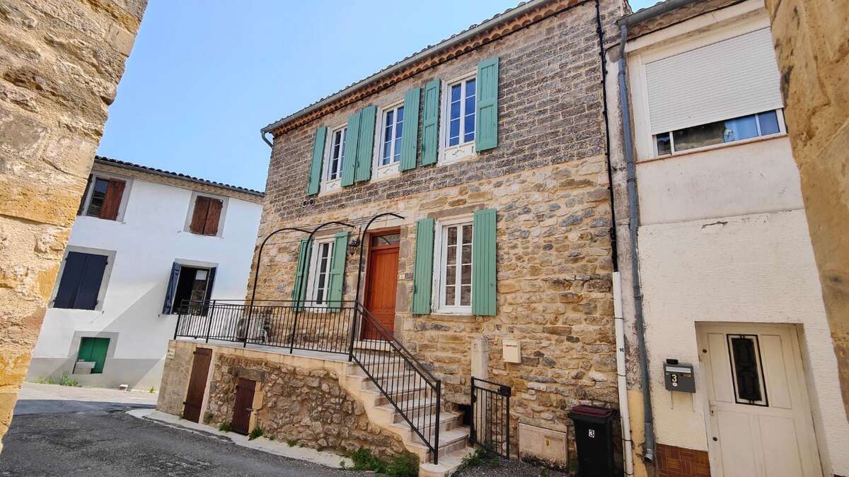 Maison à MOUSSAC