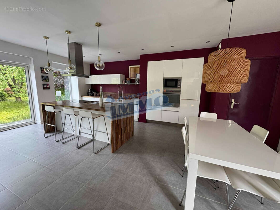 Maison en pierres avec dépendances Secteur d'Acq - photo 2