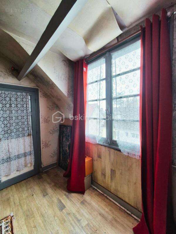 Maison à LONGPRE-LES-CORPS-SAINTS