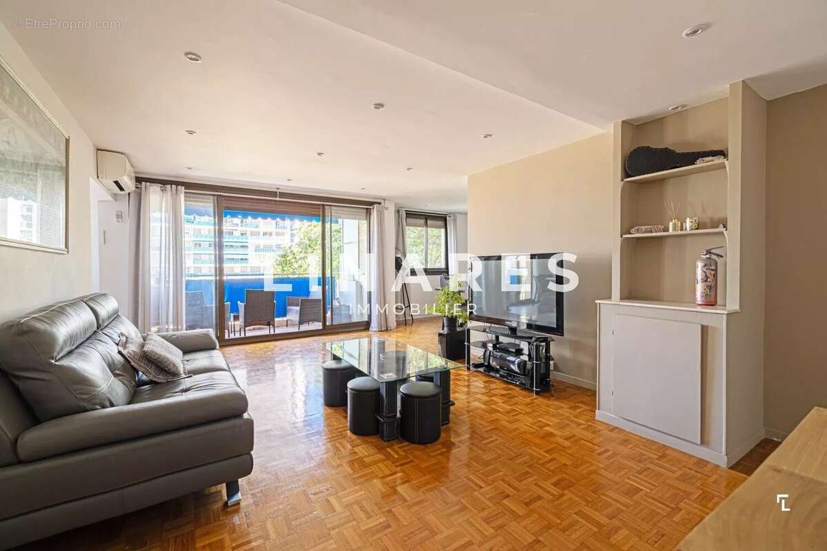 Appartement à MARSEILLE-9E