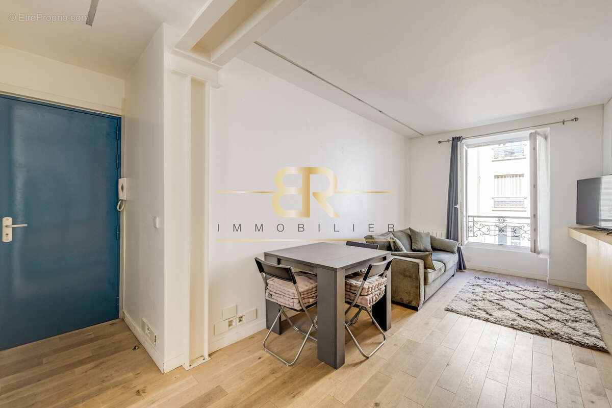 Appartement à PARIS-12E
