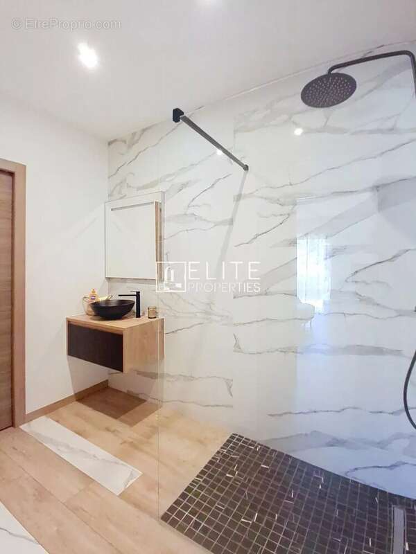 Évasion et raffinement : villa de caractère rénovée - photo 12