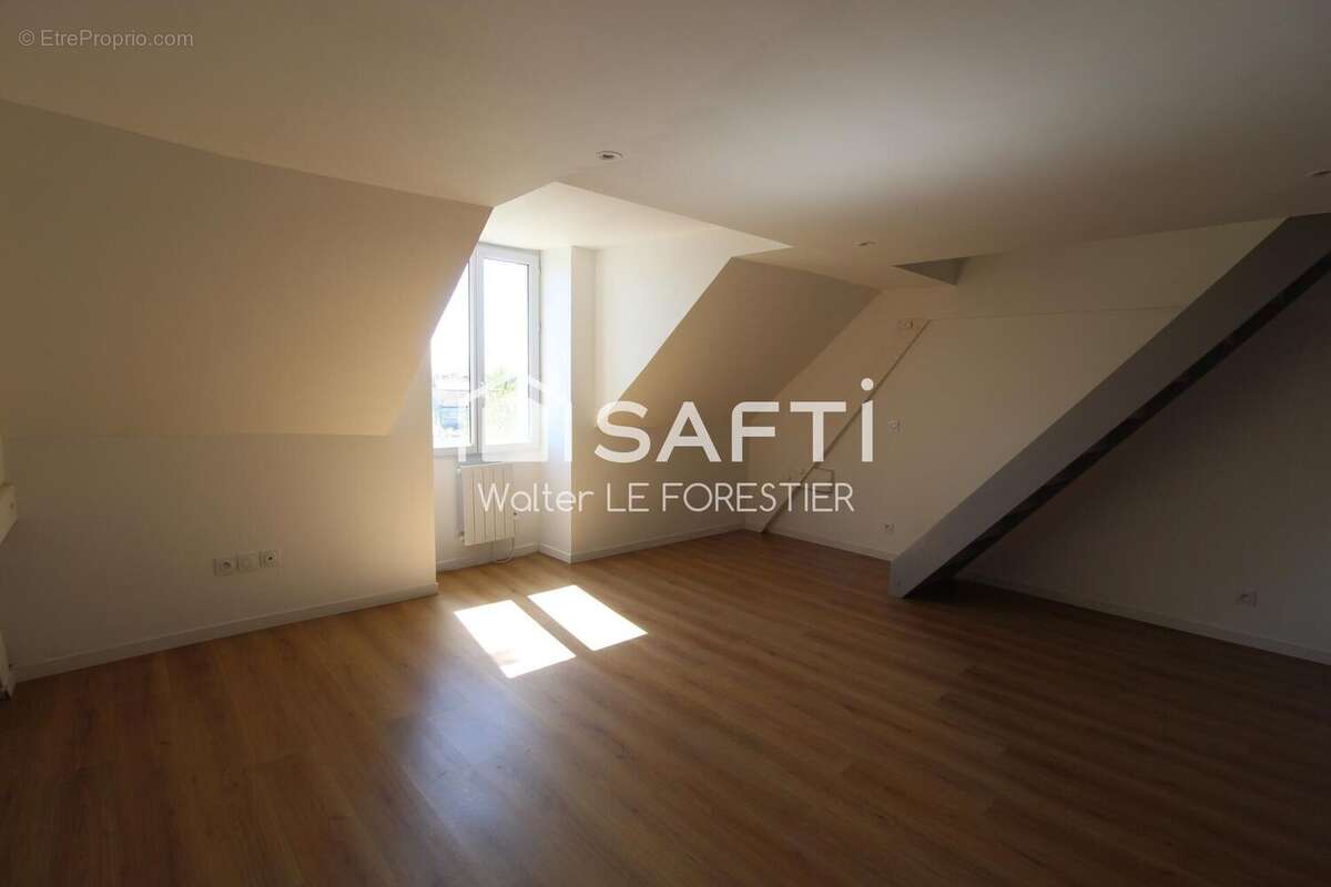 Photo 3 - Appartement à SAINT-LOUIS-DE-MONTFERRAND