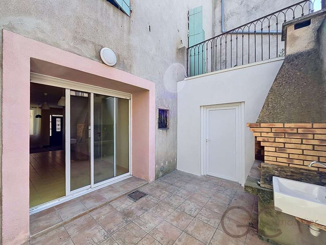 Maison à SAINT-CHINIAN