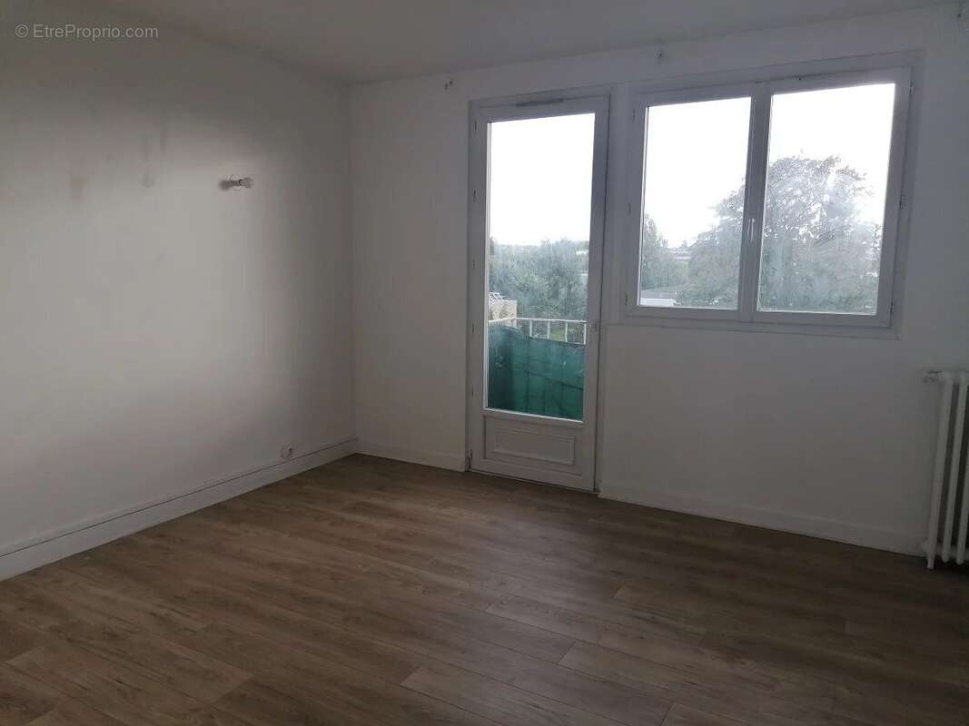 Appartement à AULNAY-SOUS-BOIS