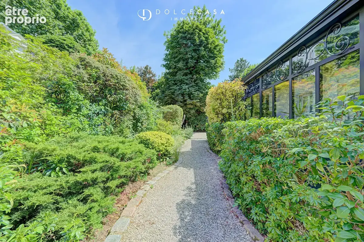 Maison de caractère au Parc du Perreux Sur Marne,  9 pièces 236m2 - photo 12