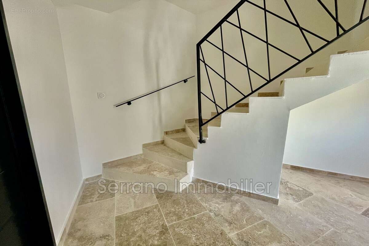 Maison 103 m² à Chateaurenard  - photo 5