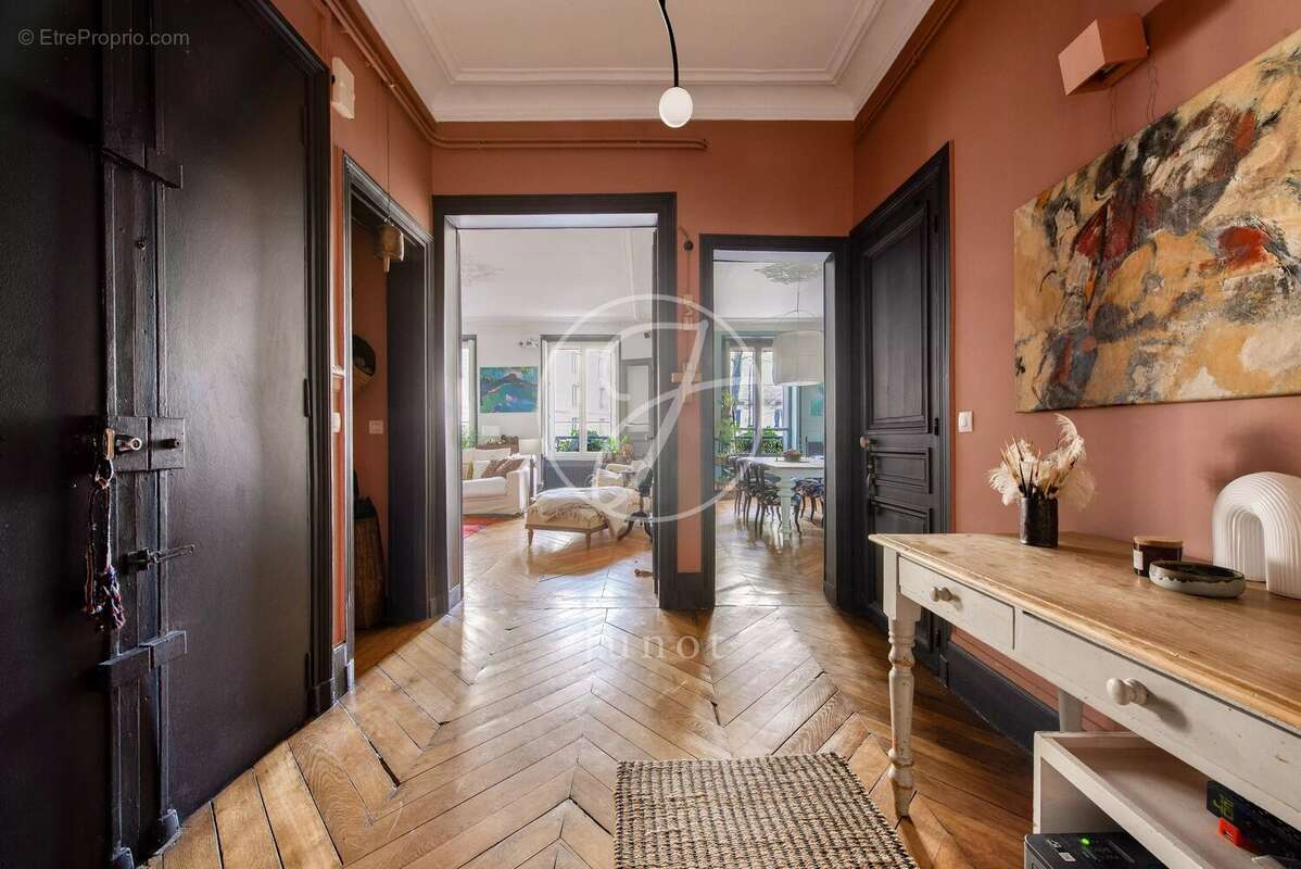 Appartement à PARIS-9E