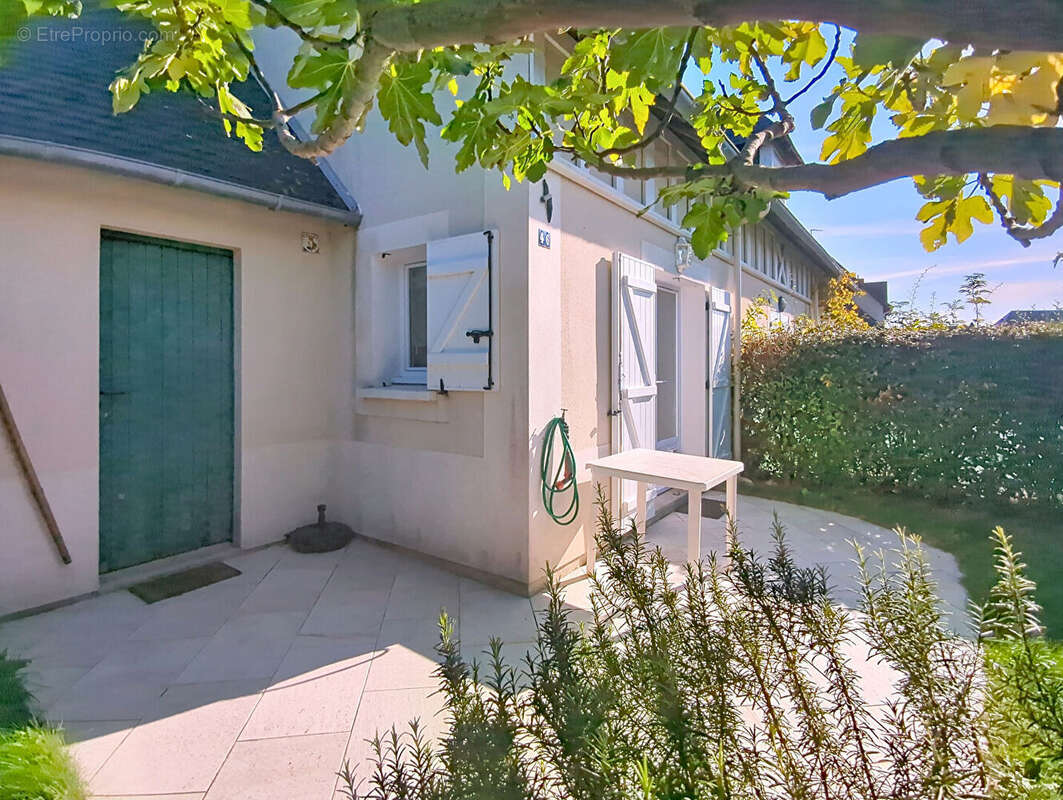 Maison à DIVES-SUR-MER