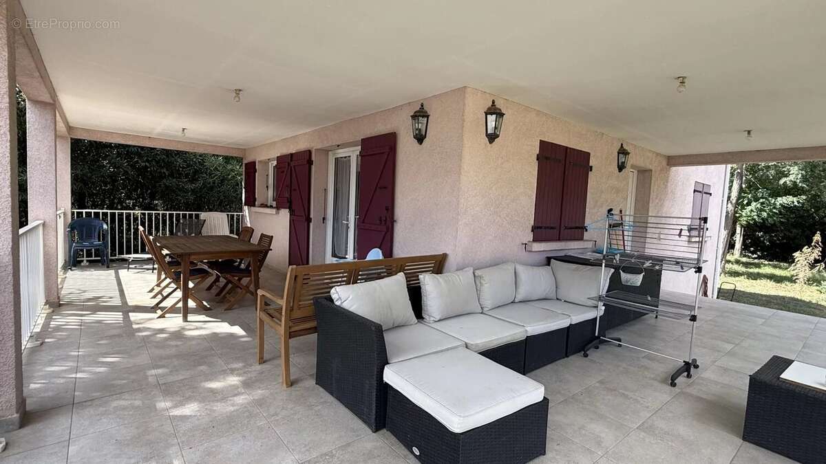 Maison à SANTA-LUCIA-DI-MORIANI