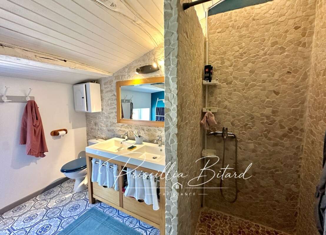 Le charme d'un environnement verdoyant allié au confort d'une maison familiale - photo 8
