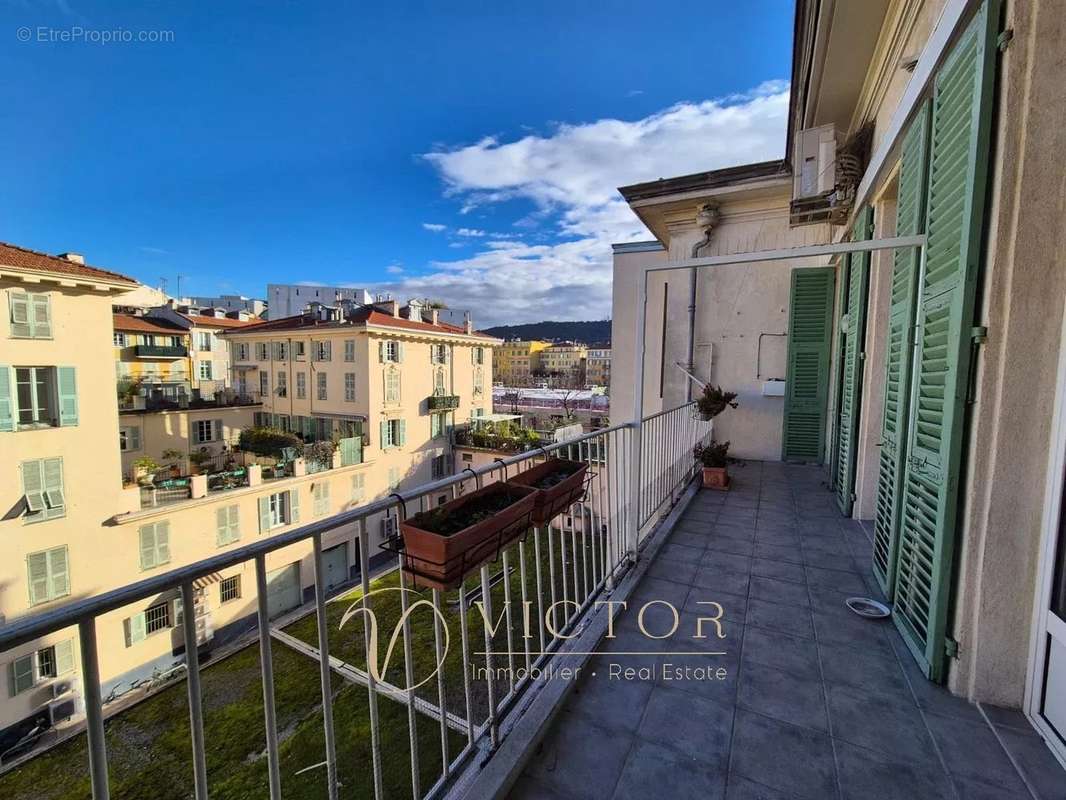 Appartement à NICE