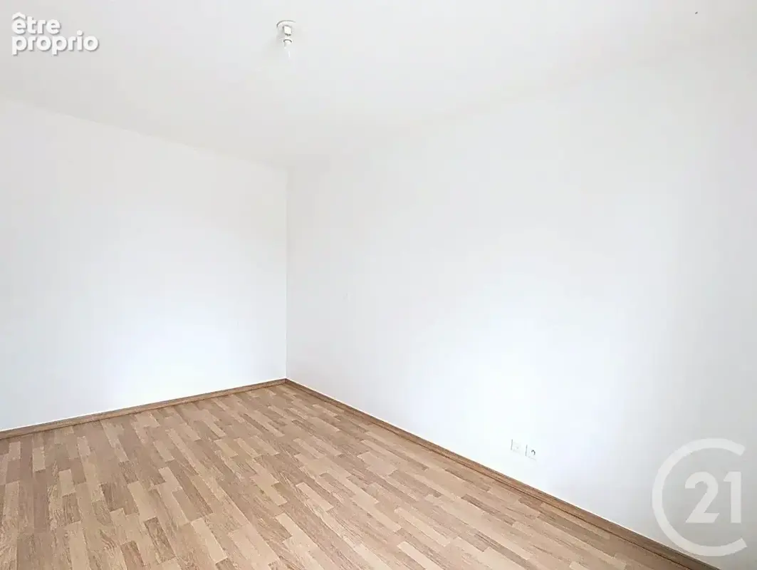 Appartement 2 pièces 45 m² à vendre à Nangis (77370) - photo 6