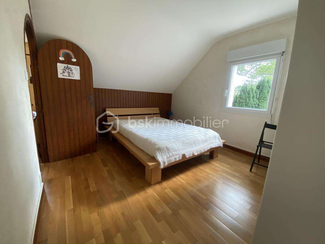Maison en pierre avec charme de l'ancien – 145 m² habitables – Secteur de St Lyphard situé plus proche du bourg de La Madeleine  - photo 10
