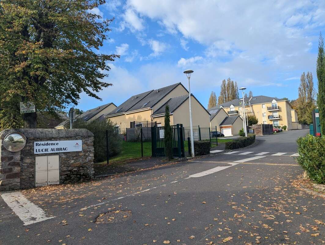 Appartement à SAINT-FARGEAU-PONTHIERRY