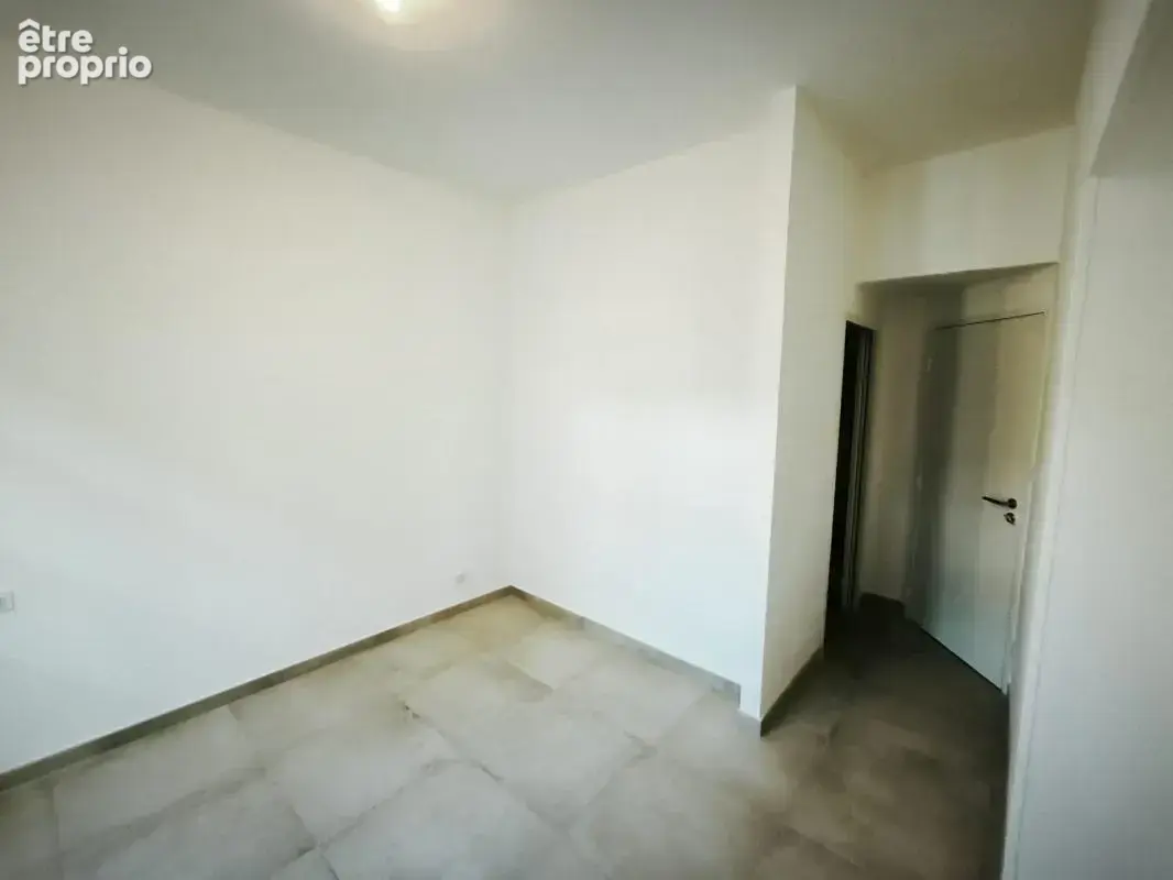 Opportunité investisseur :T3 en souplex + studio indépendant - photo 8