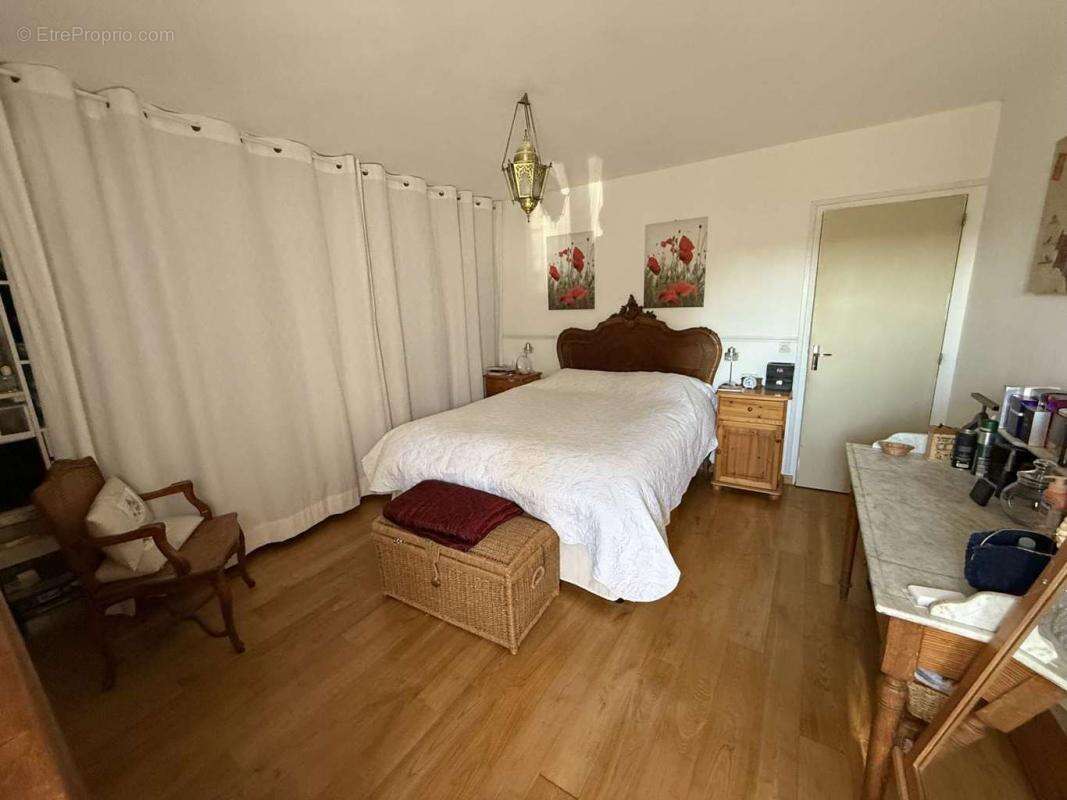 Maison à CONDE-SUR-HUISNE