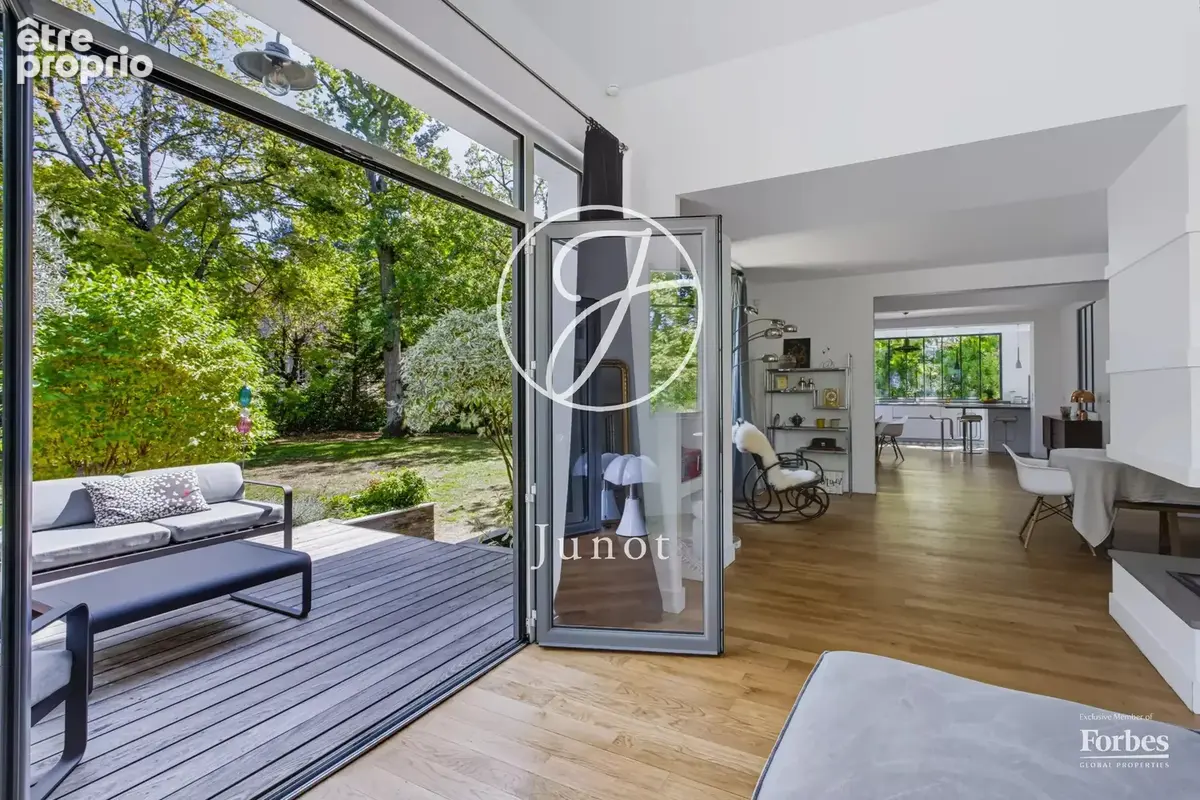 Le Vésinet - CENTRE / IBIS - Maison - 5 chambres - 227m² - Terrain 1298m² - photo 15