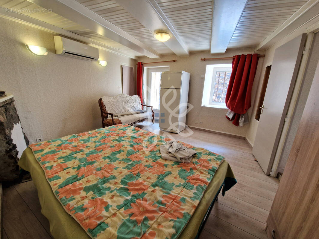 Maison à SAINT-JEAN-DE-NAY