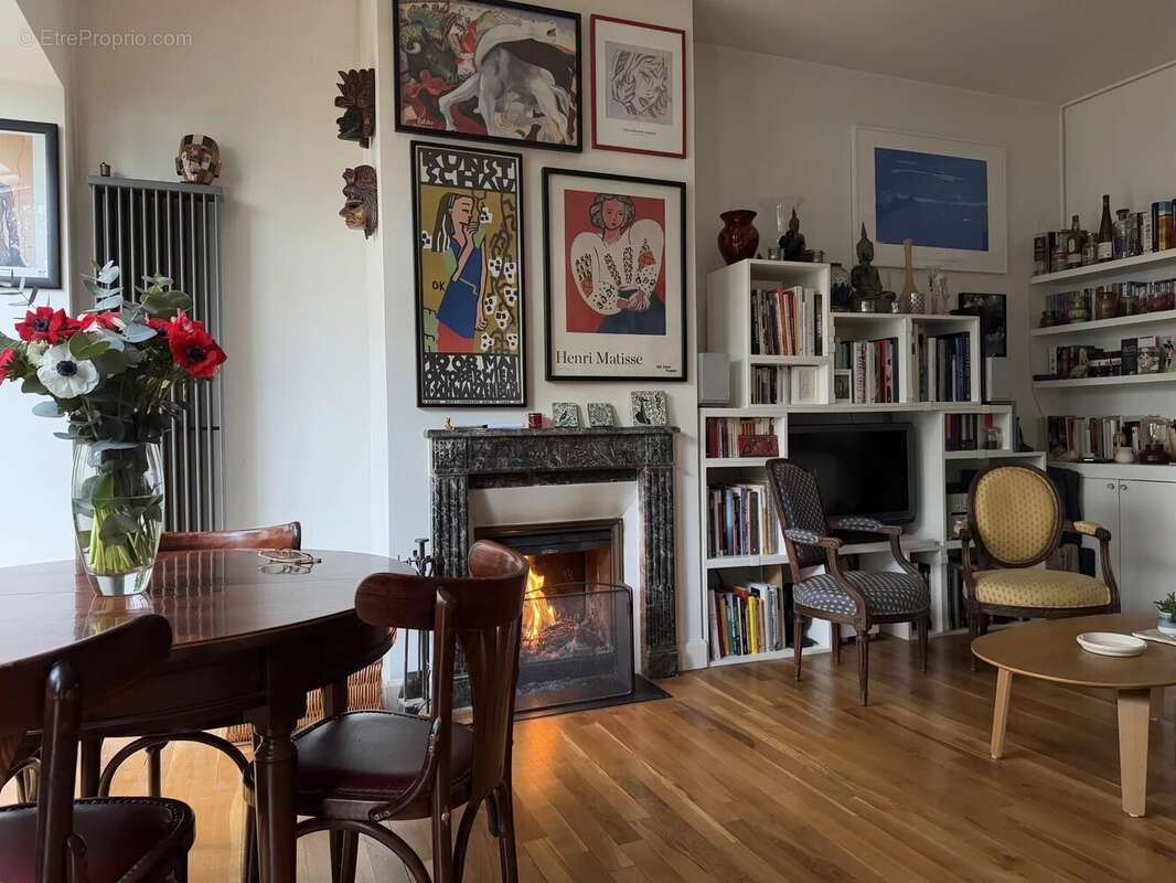 Appartement à PARIS-17E