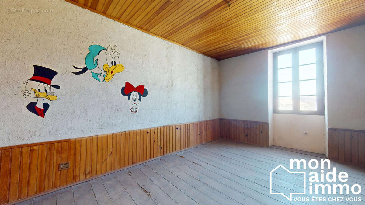 Appartement 222 m² à Grignols  - photo 7