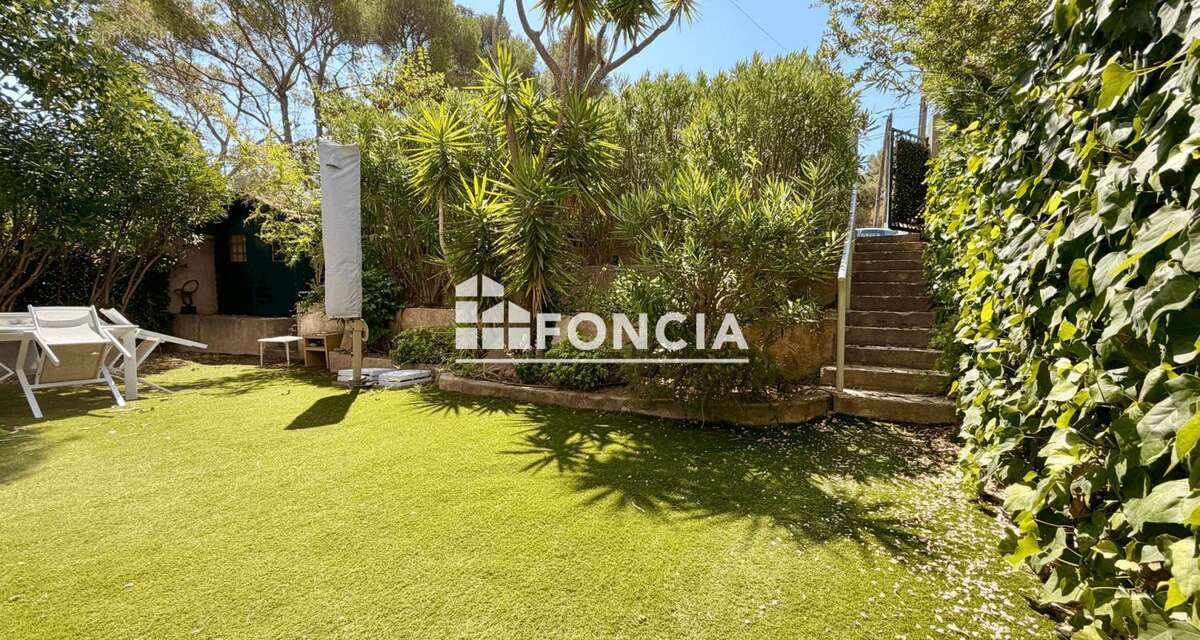 Villa de Vacances - 300 de la Plage de la Baumette - photo 2