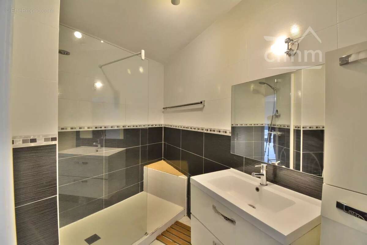 Appartement à SAINT-CYPRIEN