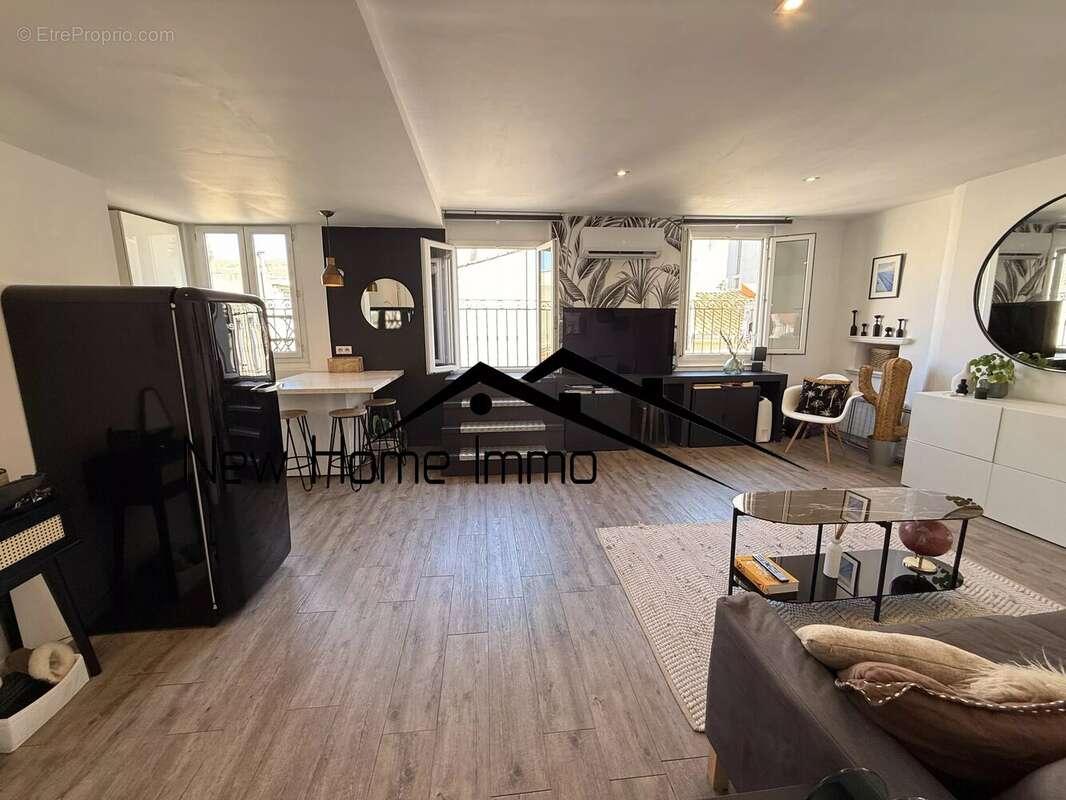 Appartement à MARSEILLE-6E