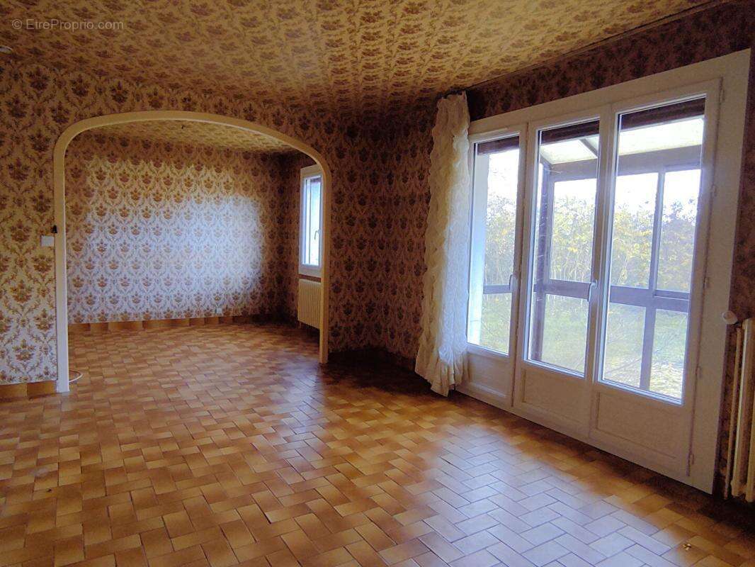 Maison à CHATELLERAULT