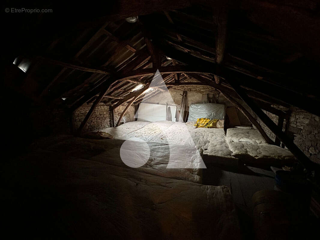 Maison à LABASTIDE-MARNHAC