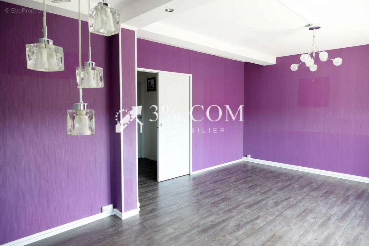 Appartement à NEUFCHATEL-EN-BRAY