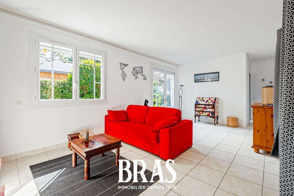 Maison à LE POULIGUEN