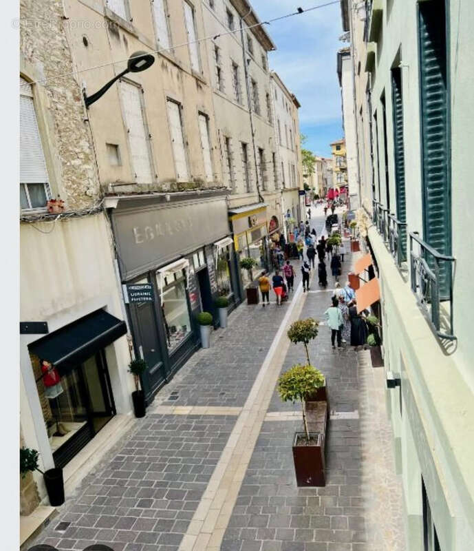 Commerce à CARCASSONNE