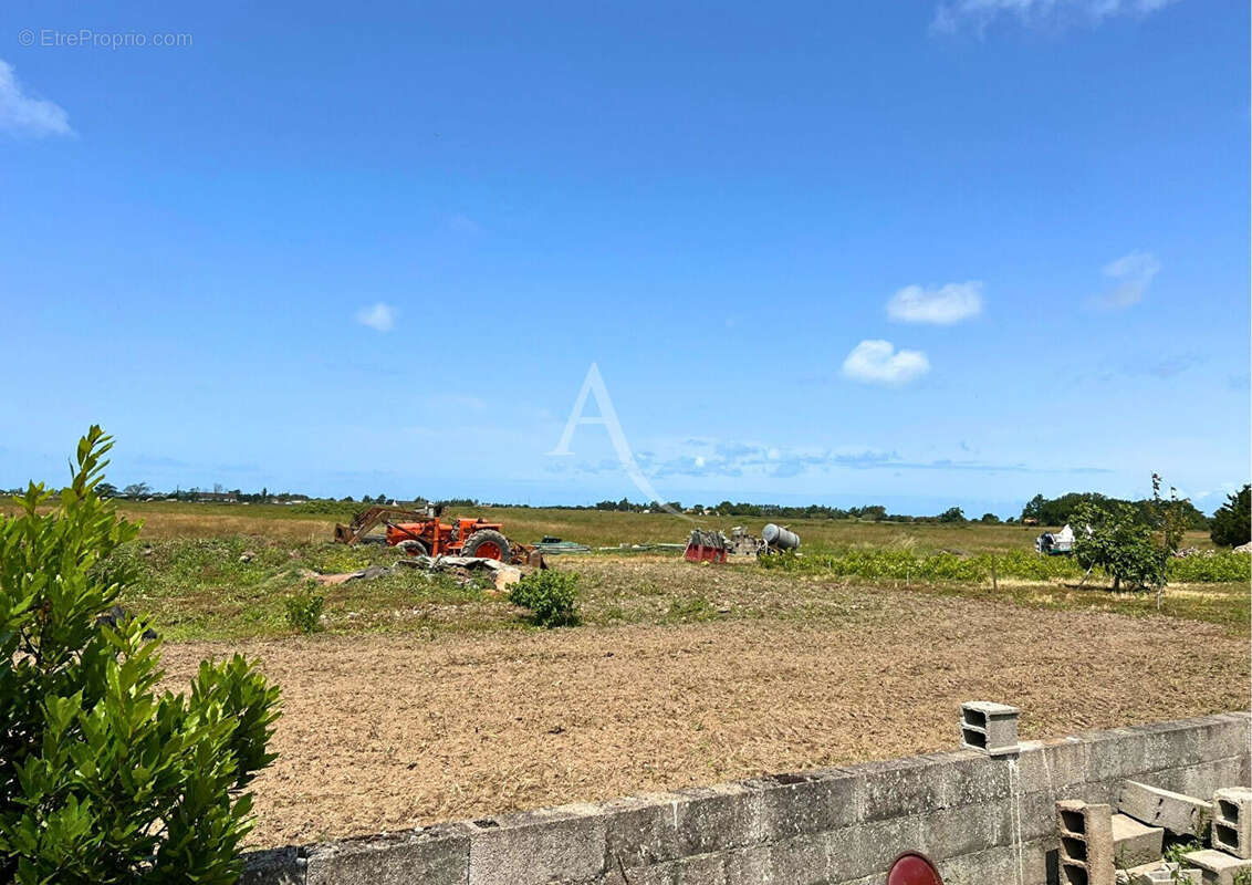 Maison à BEAUVOIR-SUR-MER