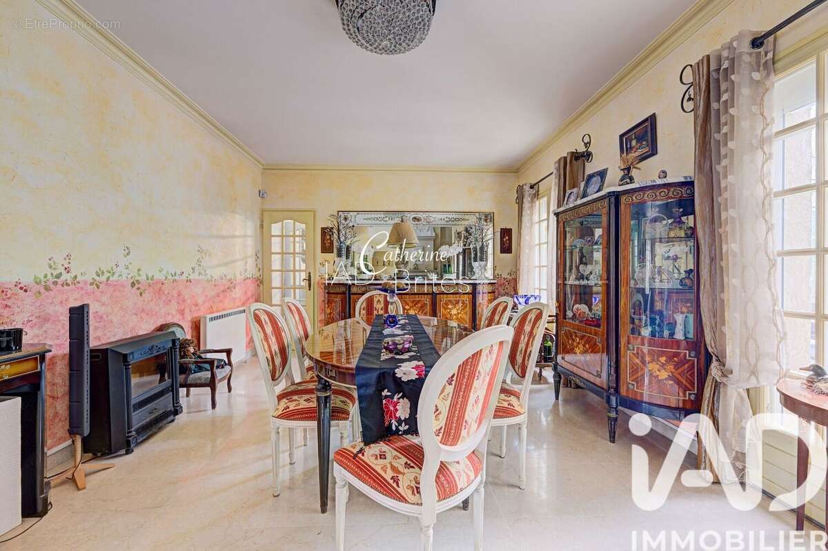 Photo 6 - Maison à CLAYE-SOUILLY
