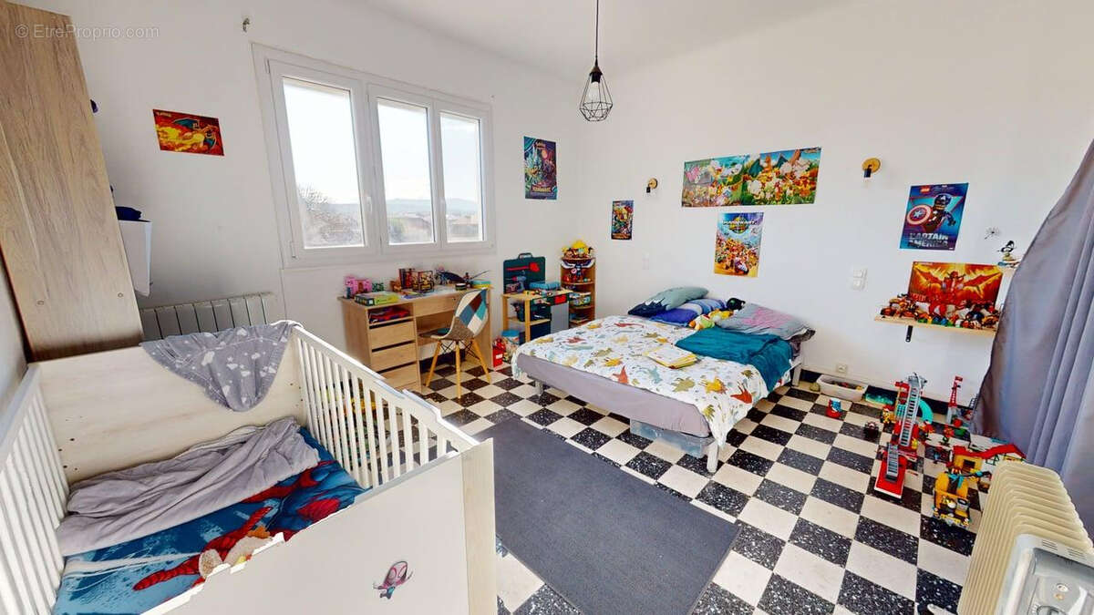 Maison Sigean 8 pièce(s) 214 m2 - photo 15
