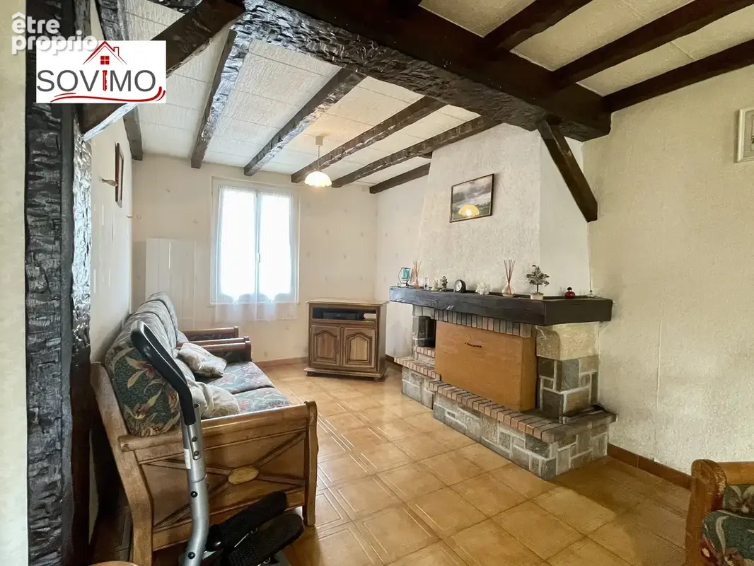 Maison de ville tout confort avec cour et grand garage, 5 chambres. - photo 6