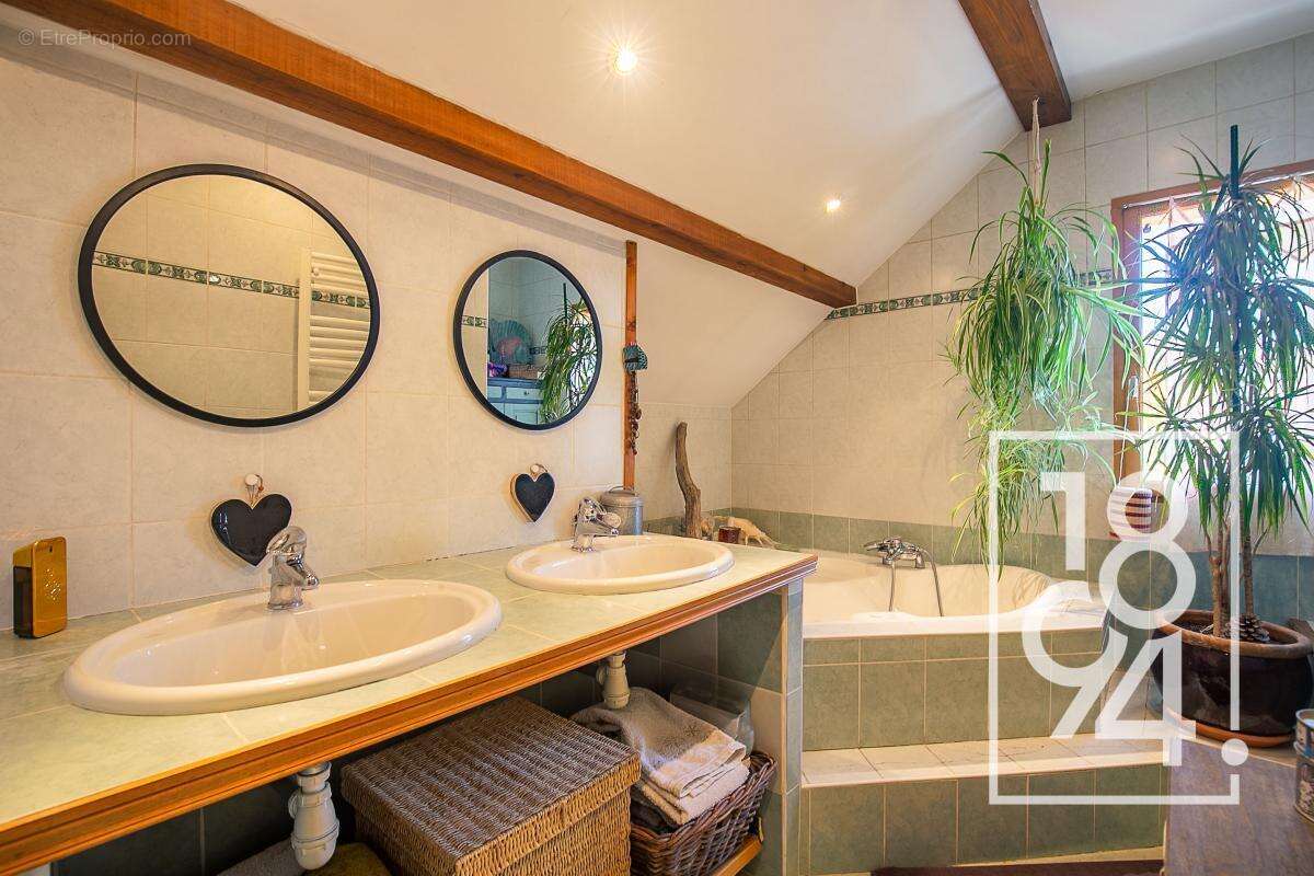 Maison à SAINT-PONS