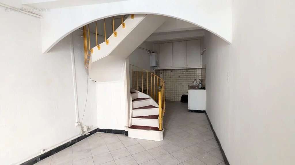 CARCES - Maison de village 5 CH 94m² + grenier - photo 14