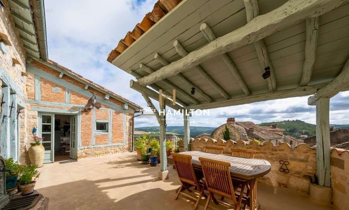 Maison à CORDES-SUR-CIEL