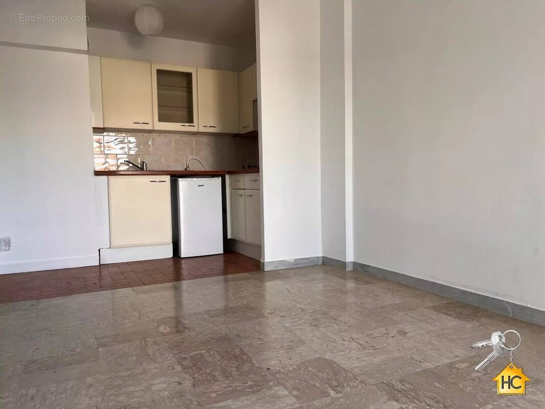 Appartement à LE CANNET