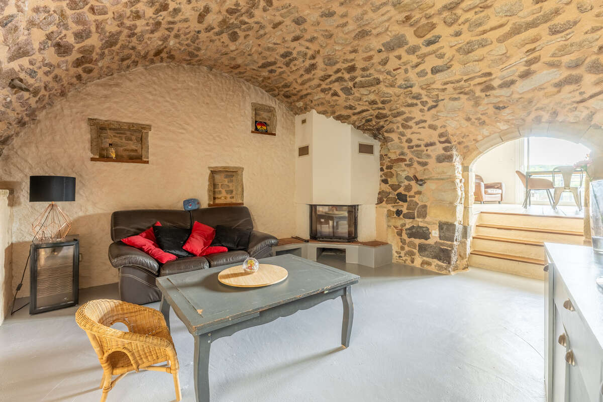 Maison à CHAMPEIX