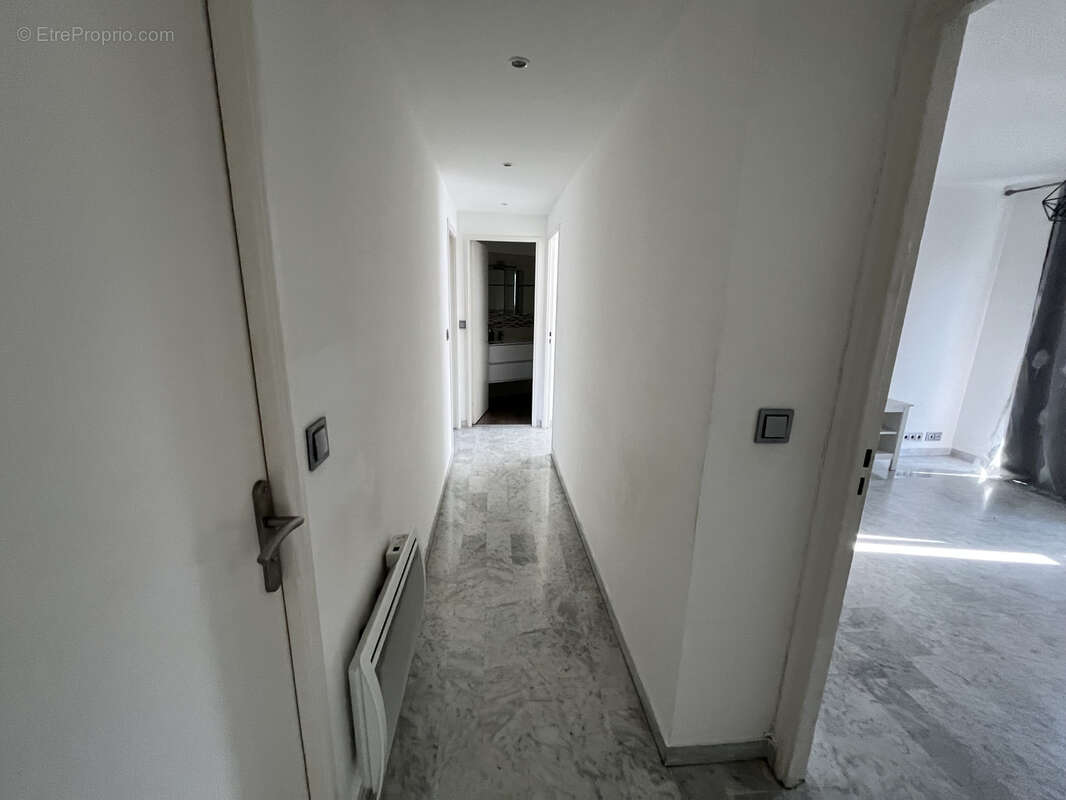 Appartement à ROQUEBRUNE-CAP-MARTIN