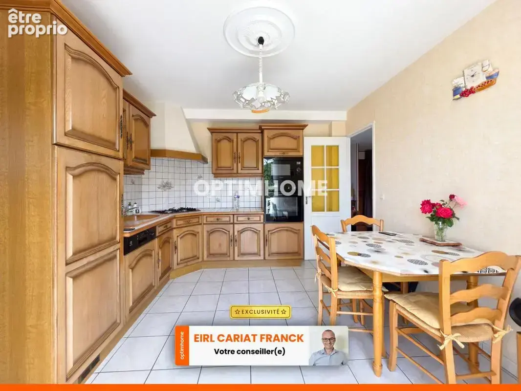Maison de  127 m² avec dépendances, l’ensemble sur 2182 m² de terrain clos - photo 3