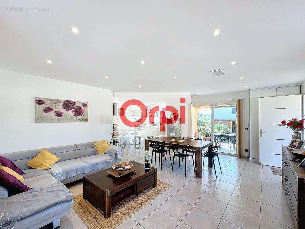 Maison à PORTO-VECCHIO